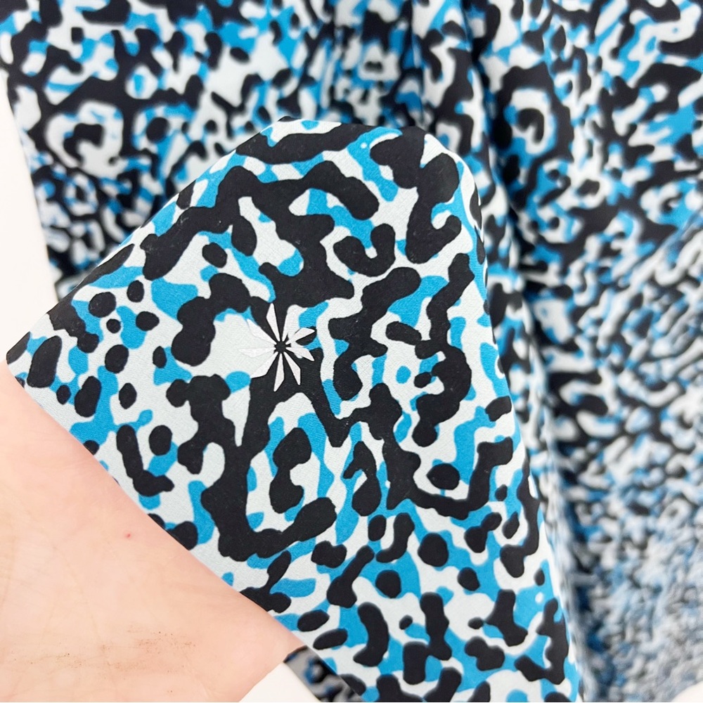 Athleta Infinity Blue Cloud Printed Mini Romper D… - image 8